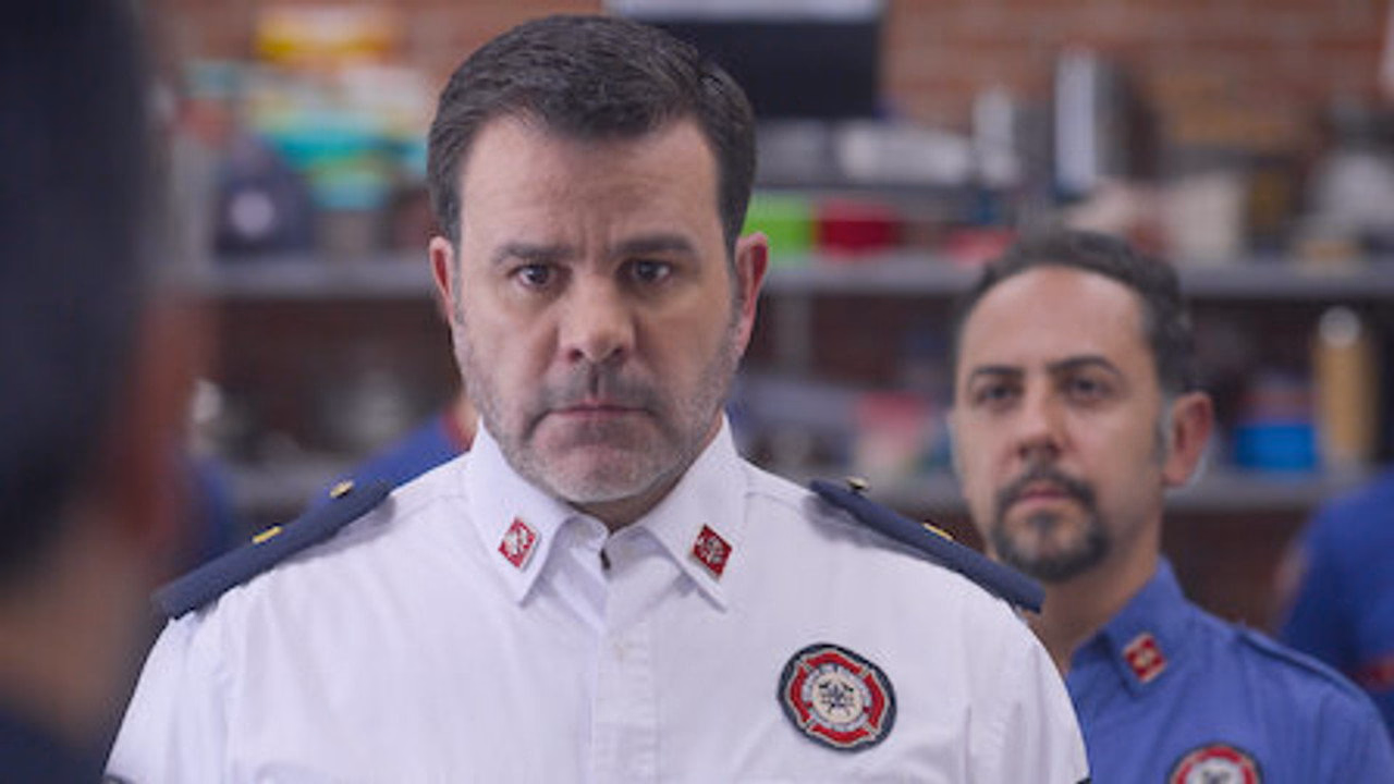 Yüksek Ateş 1. Sezon 9. Bölüm izle