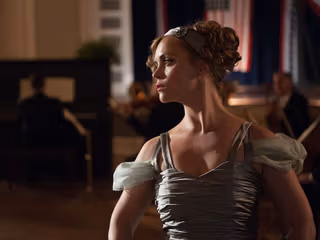 Z: The Beginning of Everything 1. Sezon 1. Bölüm izle