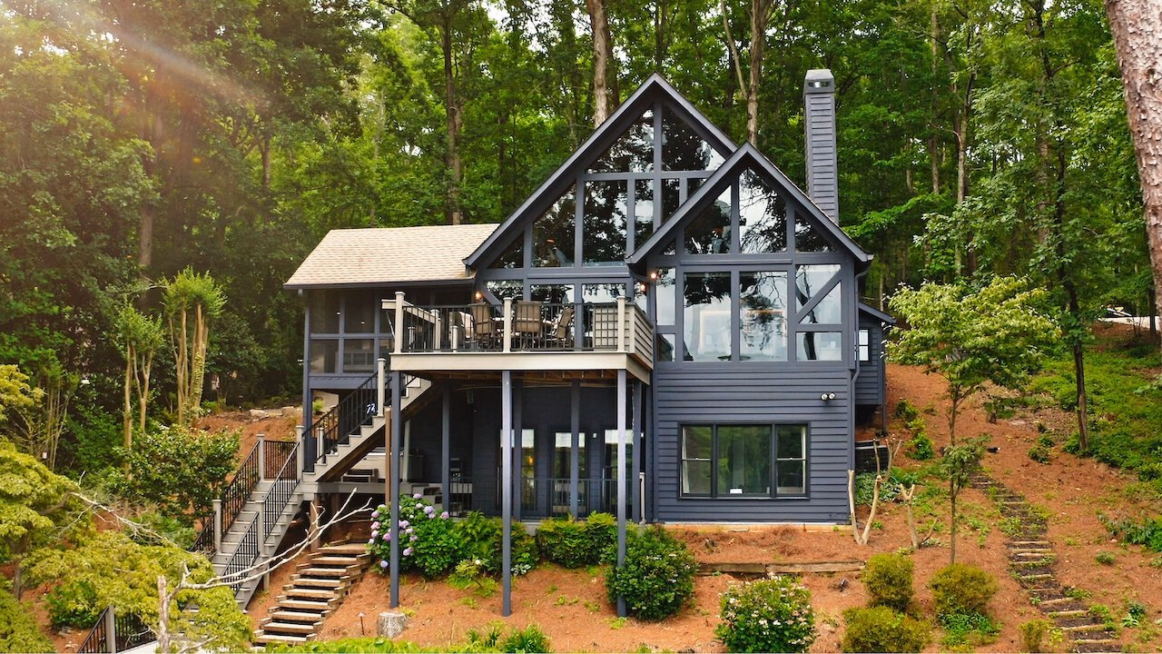Buy My House 1. Sezon 1. Bölüm izle