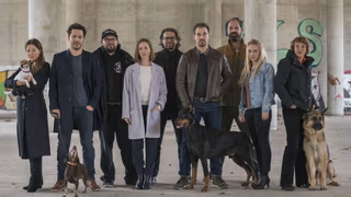 Dogs of Berlin arka plan