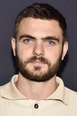 Alex Roe filmleri