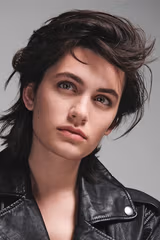 Ella Rumpf filmleri