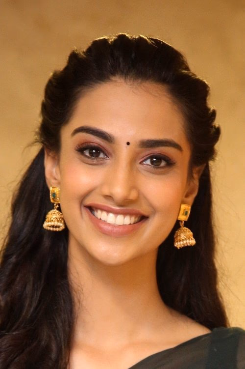 Meenakshi Chaudhary filmleri
