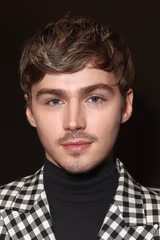 Miles Heizer filmleri