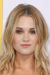 Virginia Gardner filmleri