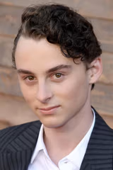 Wyatt Oleff filmleri