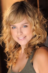 Erica Rhodes filmleri
