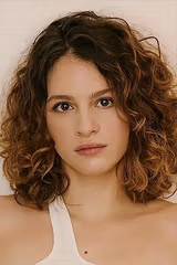 Lara Tremouroux filmleri