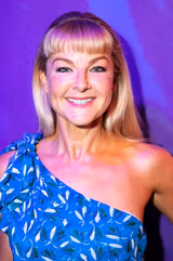 Sarah Hadland filmleri